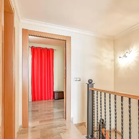 Great Ocean View Arena Apartment